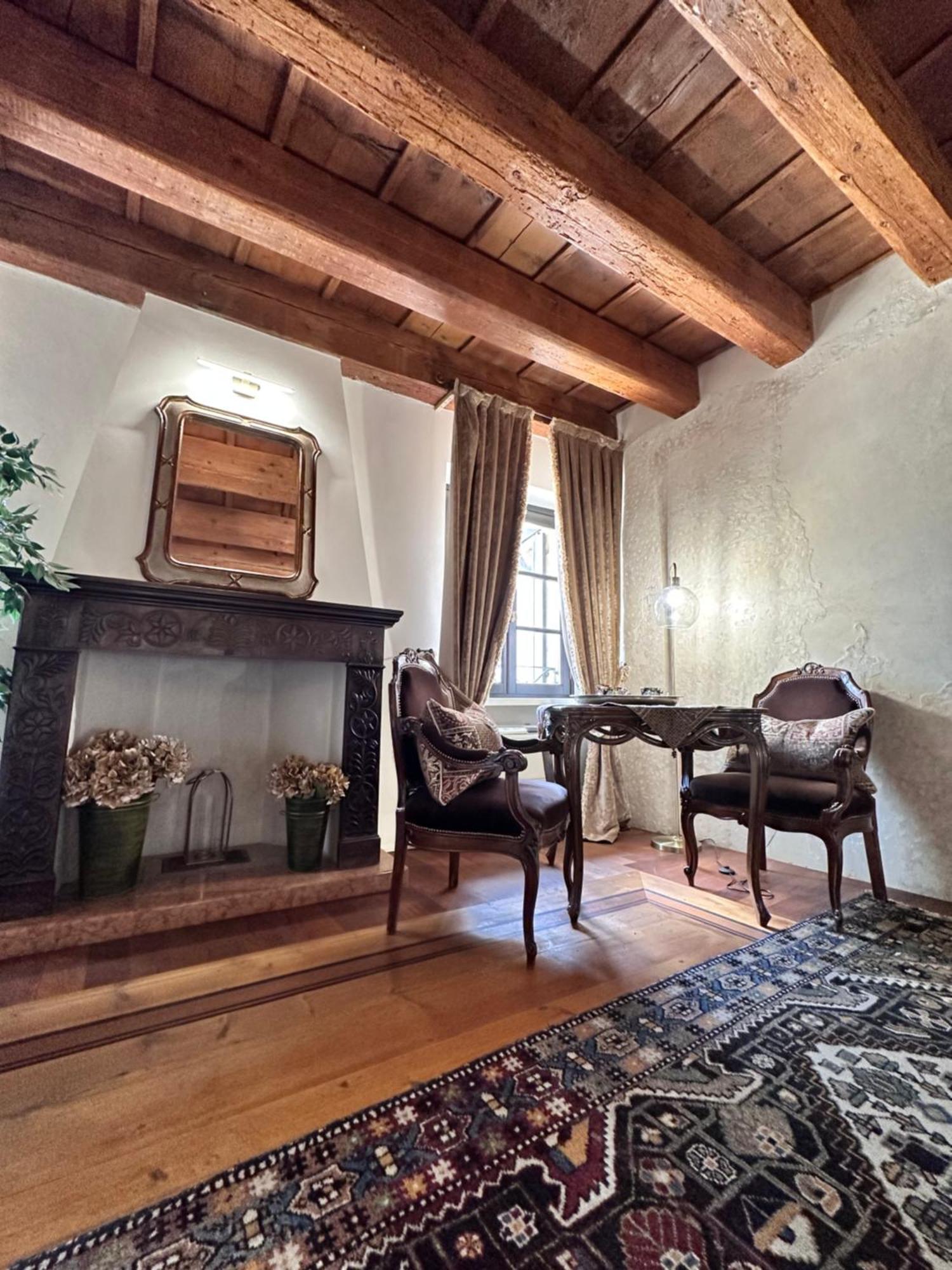 Truly Verona - Delle Erbe Suites Kültér fotó
