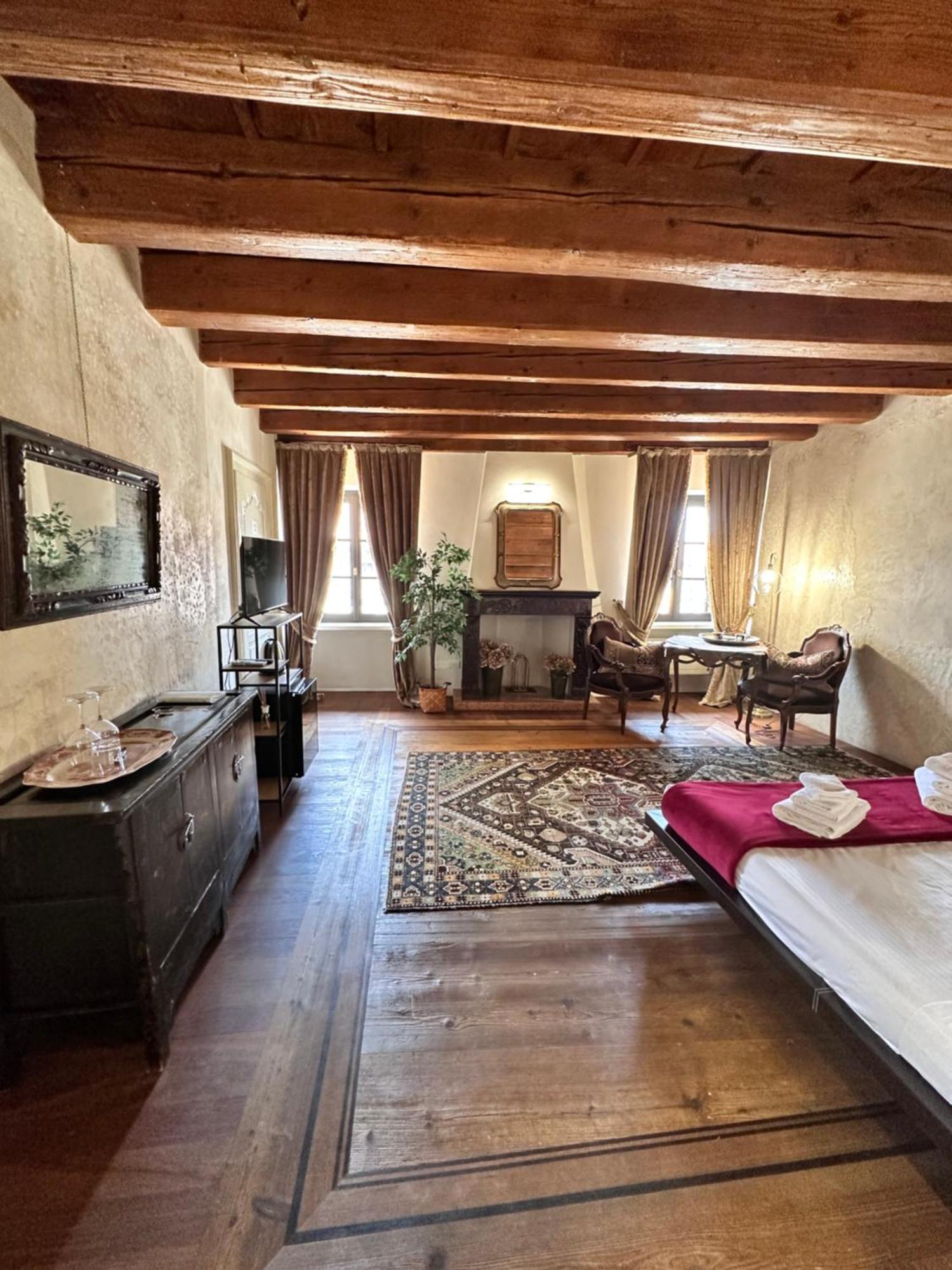 Truly Verona - Delle Erbe Suites Kültér fotó
