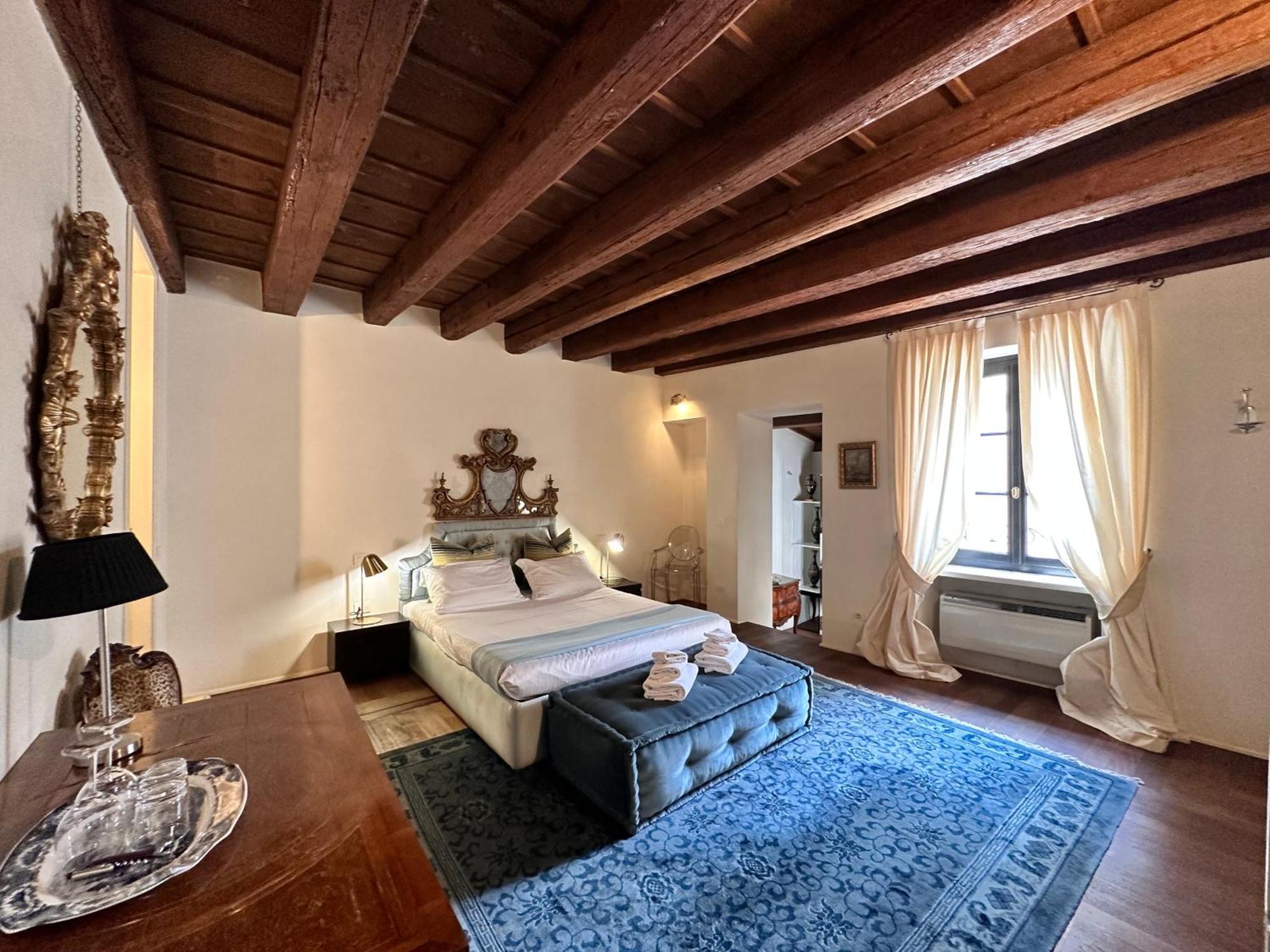 Truly Verona - Delle Erbe Suites Kültér fotó