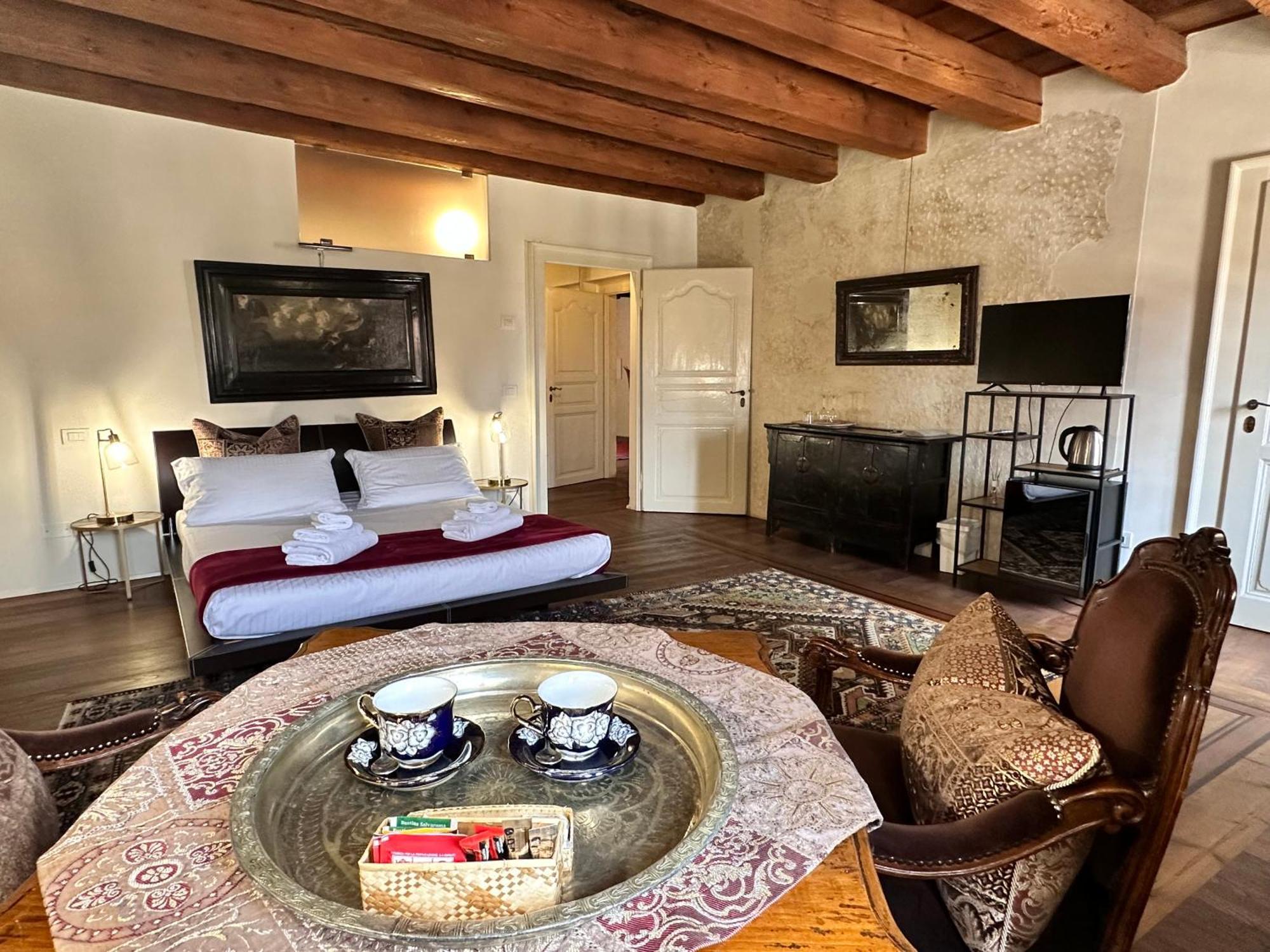 Truly Verona - Delle Erbe Suites Kültér fotó